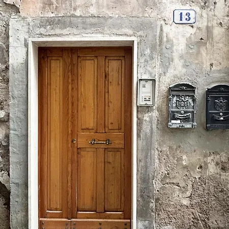 Apartment Tibur Parva - Intero Nel Borgo Medievale